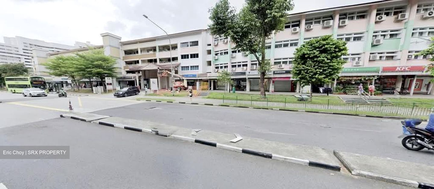 Hong Kah Point (D22), Shop House #605350311